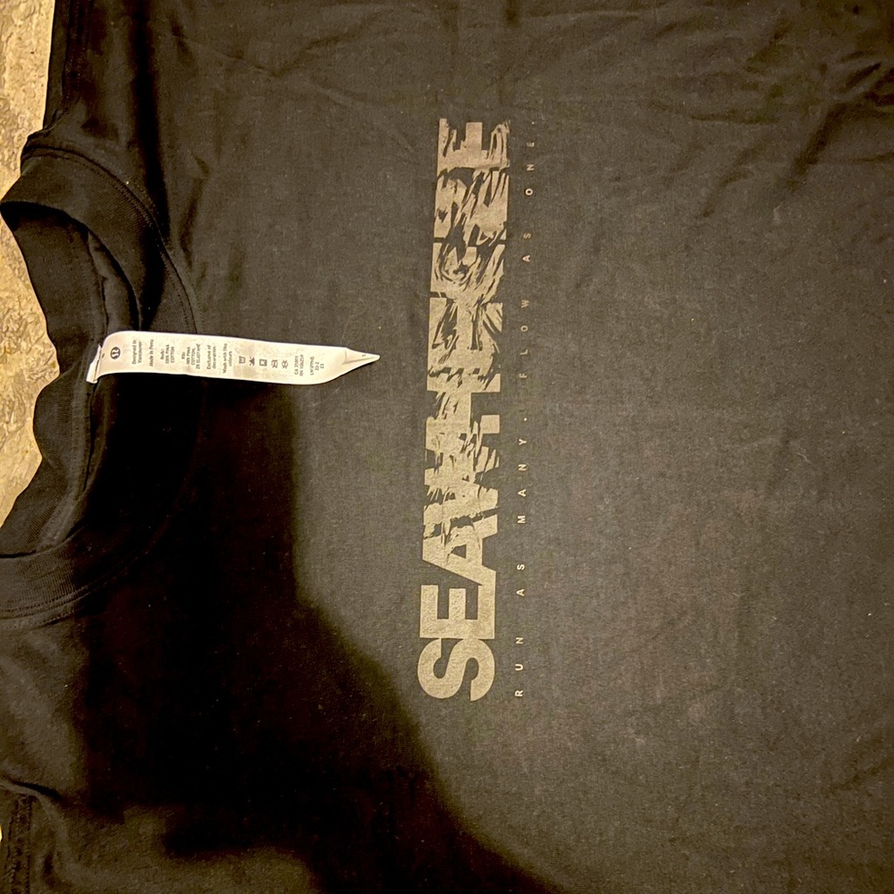 ALL yours tee SEAWHEEZE